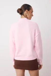 TRENDYOLMİLLA Wardrobe Essentials PINK Soft textured Knitwear Sweater | - Image 4