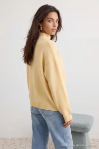 TRENDYOLMİLLA Yellow Wardrobe Essentials Soft textured Knitwear Sweater - Image 6