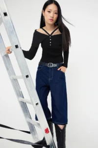 TRENDYOLMİLLA Teen Black Premium Thread/Special Thread Carmen Neck Sleeveless Knitwear Sweater