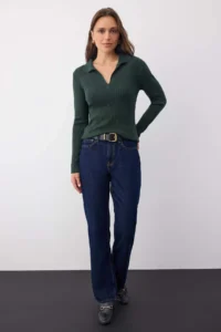TRENDYOLMİLLA Wardrobe Essentials Emerald Green Premium YarnPolo Collar Ribbed Knitwear Sweater | - Image 2