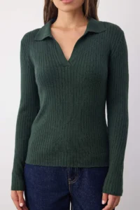TRENDYOLMİLLA Wardrobe Essentials Emerald Green Premium YarnPolo Collar Ribbed Knitwear Sweater | - Image 3