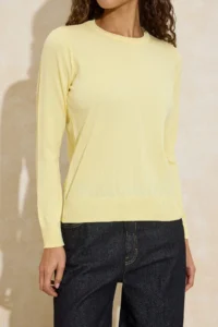 TRENDYOLMİLLA Wardrobe Essentials Yellow Mercerized Look Thin Basic Knitwear Sweater | - Image 3