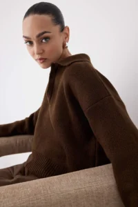 TRENDYOLMİLLA Wardrobe Essentials Brown Soft textured Wide Pattern Knitwear Sweater | - Image 2