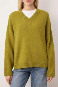 TRENDYOLMİLLA Wardrobe Essentials Oil Green Basic Wide Pattern Soft textured Knitwear Sweater | - Image 3