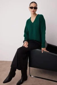 TRENDYOLMİLLA Emerald Green Soft textured Wide Pattern Basic Knitwear Sweater