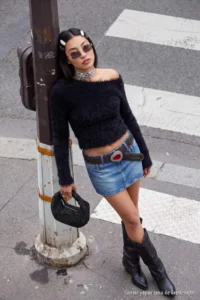 TRENDYOLMİLLA Black Crop/Short Hairy/Beard Thread Knitwear Sweater - Image 4