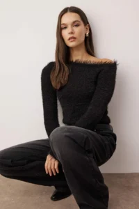 TRENDYOLMİLLA Black Crop/Short Hairy/Beard Thread Knitwear Sweater - Image 6