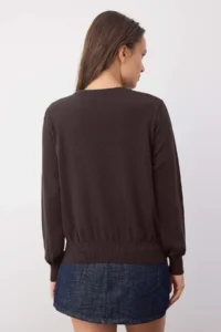 TRENDYOLMİLLA Wardrobe Essentials Brown Premium Thread Basic Knitwear Sweater | - Image 4