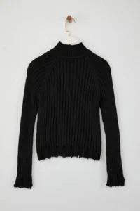 TRENDYOLMİLLA Black Short/Crop Skirt Detailed Knitwear Sweater - Image 7