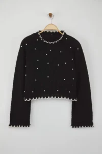 TRENDYOLMİLLA Black Wide Pattern Short/Crop Pearl Detailed Knitwear Sweater - Image 5