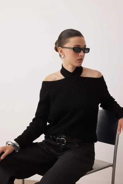TWOAW26KZ00105-BLACK_1