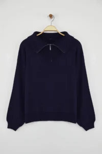 TRENDYOLMİLLA Non-body Selecting NAVY BLUE Wide Pattern Zippered Knitwear Sweater - Image 6