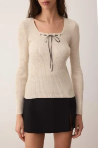 TRENDYOLMİLLA Beige Ribbon Detailed Square Neck Knitwear Sweater - Image 3
