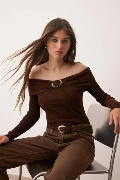 TWOAW26KZ00118-BROWN_1