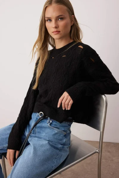 TWOAW26KZ00124-BLACK_1