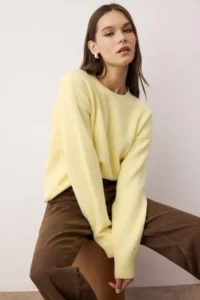 TRENDYOLMİLLA Wardrobe Essentials Yellow Wool Blended Shaggy Premium Thread Wide Pattern Knitwear Sweater | - Image 2