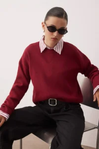 TRENDYOLMİLLA Dark Red Viscose Content Wide Pattern Basic Knitwear Sweater