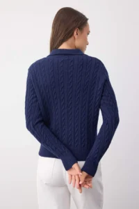 TRENDYOLMİLLA Wardrobe Essentials NAVY BLUE Premium YarnBraided Knitwear Sweater | - Image 4