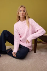 TRENDYOLMİLLA PINK Soft textured Wide Pattern Knitwear Sweater