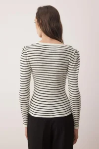 TRENDYOLMİLLA Ecru Striped Square Neck Knitwear Bodysuit Sweater - Image 4