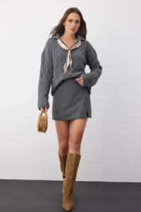 TRENDYOLMİLLA Wardrobe Essentials Anthracite Woolly Soft textured Wide Pattern Knitwear Sweater| - Image 2