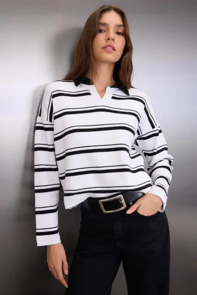 TWOAW26KZ00143-BLACK_1