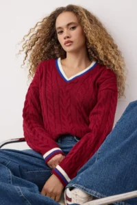 TRENDYOLMİLLA Burgundy Hair Braided College Themed Knitwear Sweater