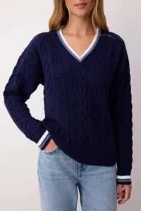 TRENDYOLMİLLA NAVY BLUE Braided College Themed Knitwear Sweater - Image 3