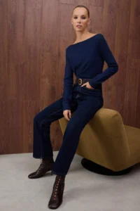 TRENDYOLMİLLA Special Collection NAVY BLUE Premium Thread/Special Thread Trend Knitwear Sweater