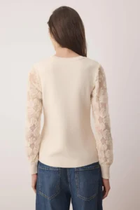 TRENDYOLMİLLA Ecru Tulle Garnili Sleeve Detailed Knitwear Sweater - Image 4