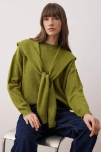 TRENDYOLMİLLA Oil Green Soft textured Wide Pattern Shawl Knitwear Sweater - Image 3