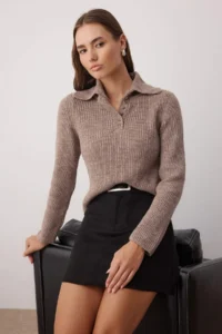 TRENDYOLMİLLA Mink Soft textured buttoned Turndown collar Knitwear Sweater