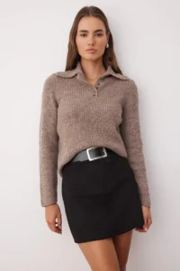 TRENDYOLMİLLA Mink Soft textured buttoned Turndown collar Knitwear Sweater - Image 2