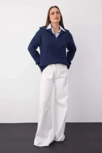 TRENDYOLMİLLA Wardrobe Essentials NAVY BLUE Soft textured Knitwear Sweater | - Image 2