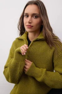 TRENDYOLMİLLA Wardrobe Essentials Oil Green Soft textured Knitwear Sweater | - Image 2