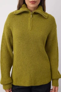 TRENDYOLMİLLA Wardrobe Essentials Oil Green Soft textured Knitwear Sweater | - Image 3