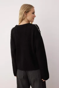 TRENDYOLMİLLA Black Omuz Cut Out/Pencere Detailed Pearl embroidered Knitwear Sweater - Image 4