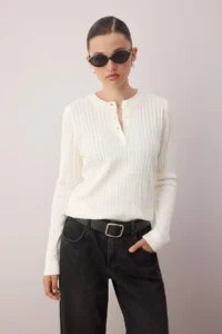 TRENDYOLMİLLA Black-Ecru*001 Crew Neck 2 Sets Knitwear Sweater - Image 2