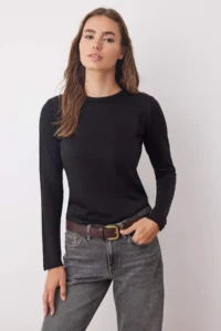 TRENDYOLMİLLA Ecru-Black Crew Neck 2 Sets Paket Knitwear Sweater - Image 5