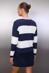 TRENDYOLMİLLA Wardrobe Essentials Lilac Premium Thread Wide Pattern Striped Knitwear Sweater - Image 4