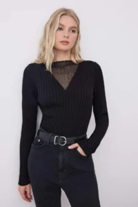 TRENDYOLMİLLA Black Transparan Detailed Knitwear Sweater - Image 2