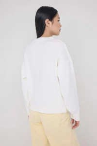 TRENDYOLMİLLA Teen Ecru*001 Soft textured Cat Embroidered Crew Neck Knitwear Sweater - Image 4