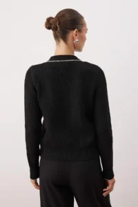 TRENDYOLMİLLA Black Shawl Collar Detailed Color Bloklu Knitwear Sweater - Image 4