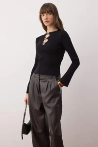 TRENDYOLMİLLA Black Accessory and Cut Out/Window Detailed Knitwear Sweater - Image 2
