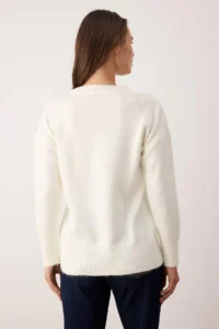 TRENDYOLMİLLA Ecru Soft textured Slit Detailed Knitwear Sweater - Image 4