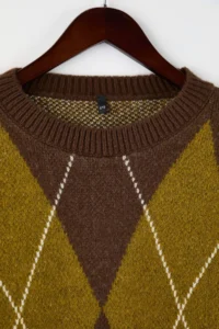 TRENDYOLMİLLA Brown Soft textured Baklava Patterned Knitwear Sweater - Image 10