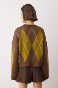 TRENDYOLMİLLA Brown Soft textured Baklava Patterned Knitwear Sweater - Image 4