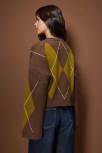 TRENDYOLMİLLA Brown Soft textured Baklava Patterned Knitwear Sweater - Image 8