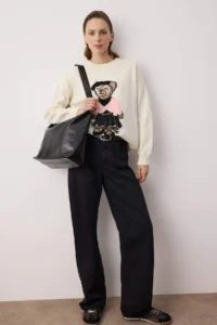 TRENDYOLMİLLA Ecru Wide Pattern Crew Neck Teddy Bear Knitwear Sweater - Image 2