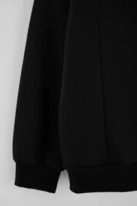 TRENDYOLMİLLA Black Weaving Garni Detailed Oversized Pattern Polo Shirt Collar Thick Fleece Knitting Sweatshirt - Image 7